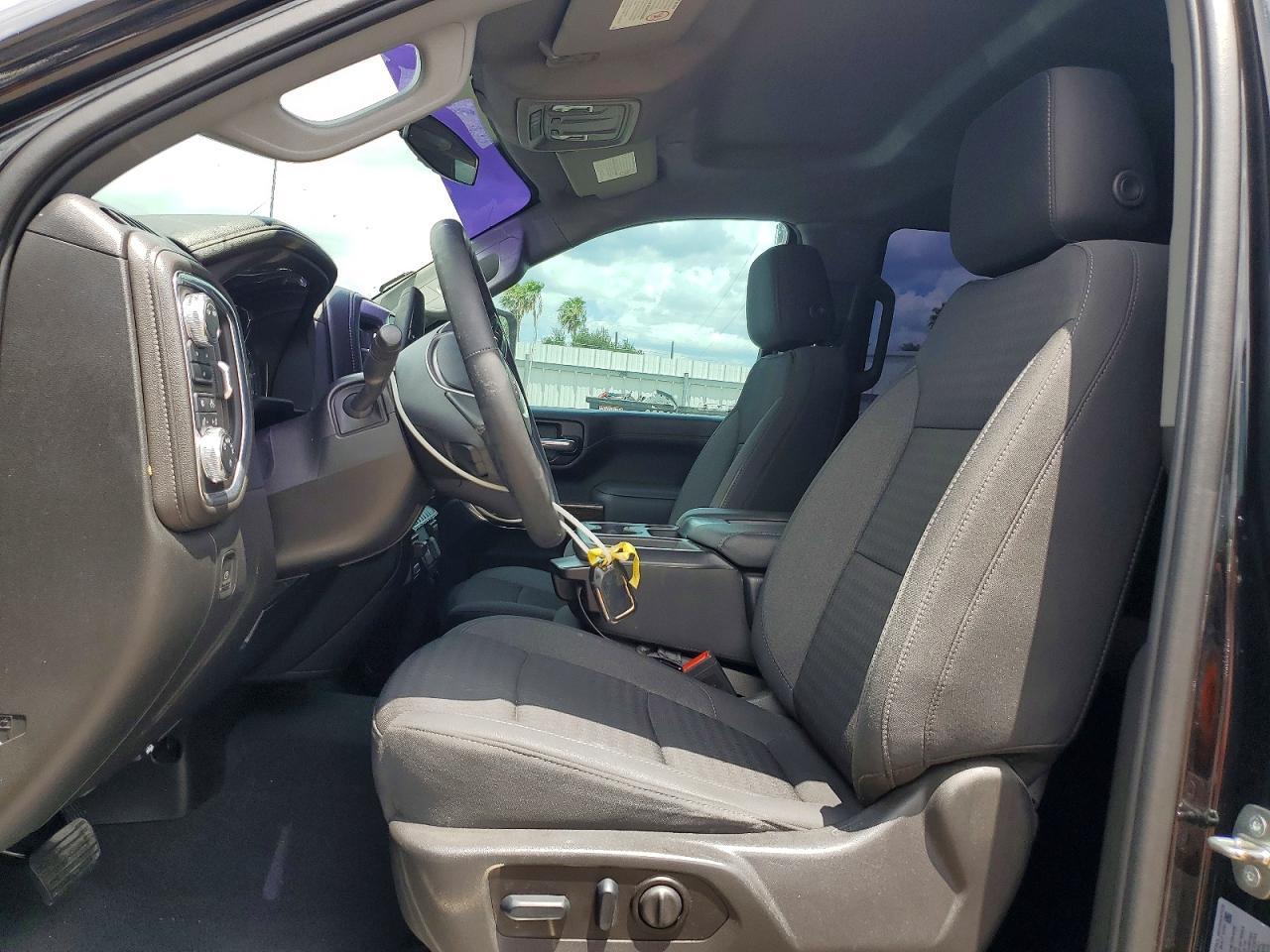 2023 GMC Sierra - Image 7
