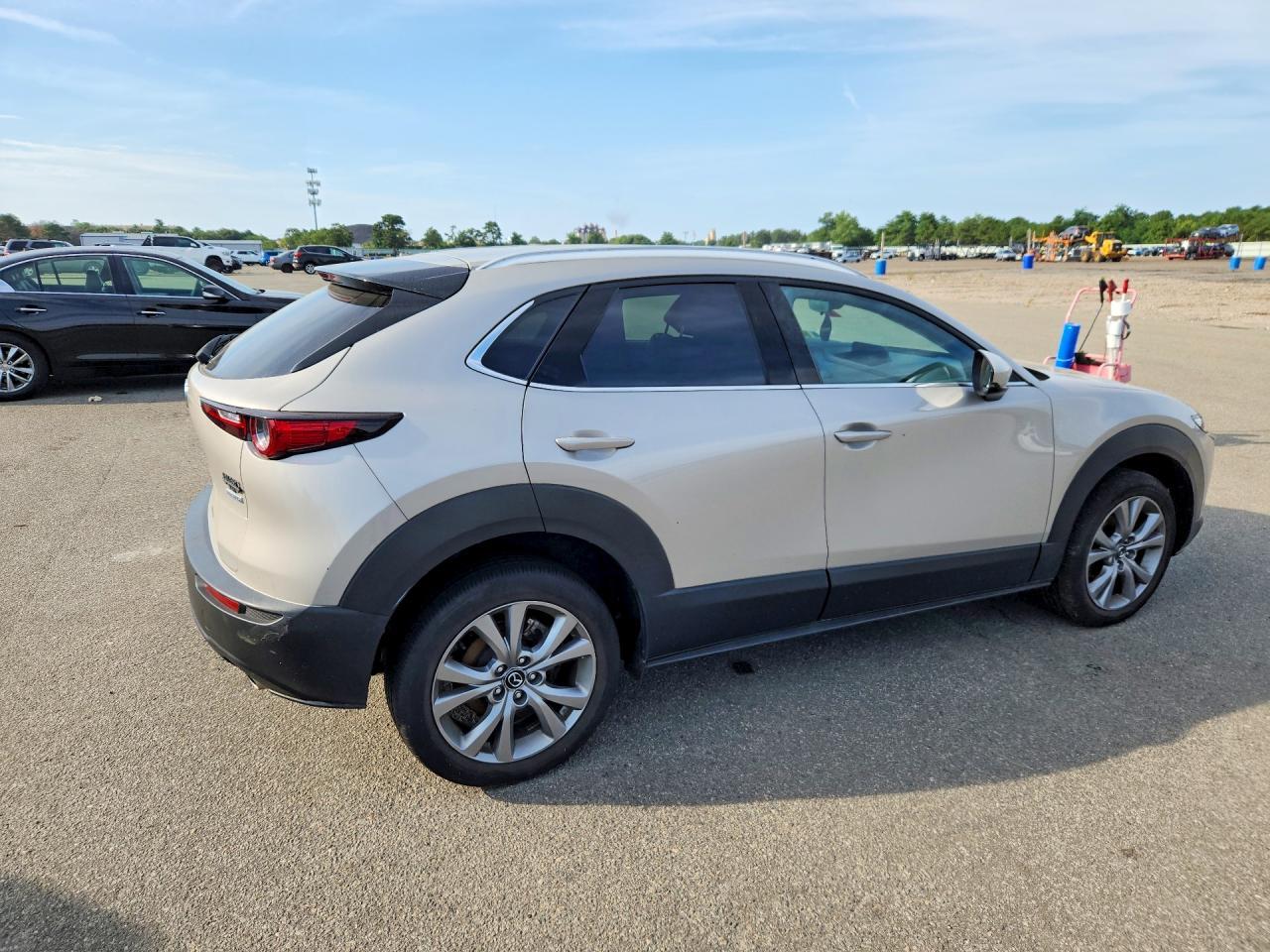 2023 Mazda Cx-30 Premium - Фото 3