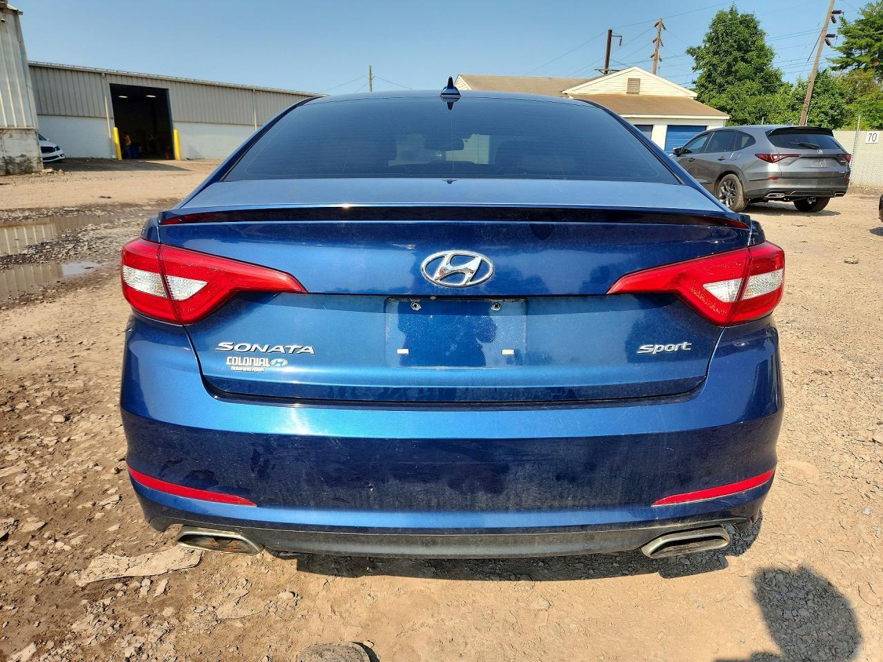 2015 Hyundai Sonata - Image 6