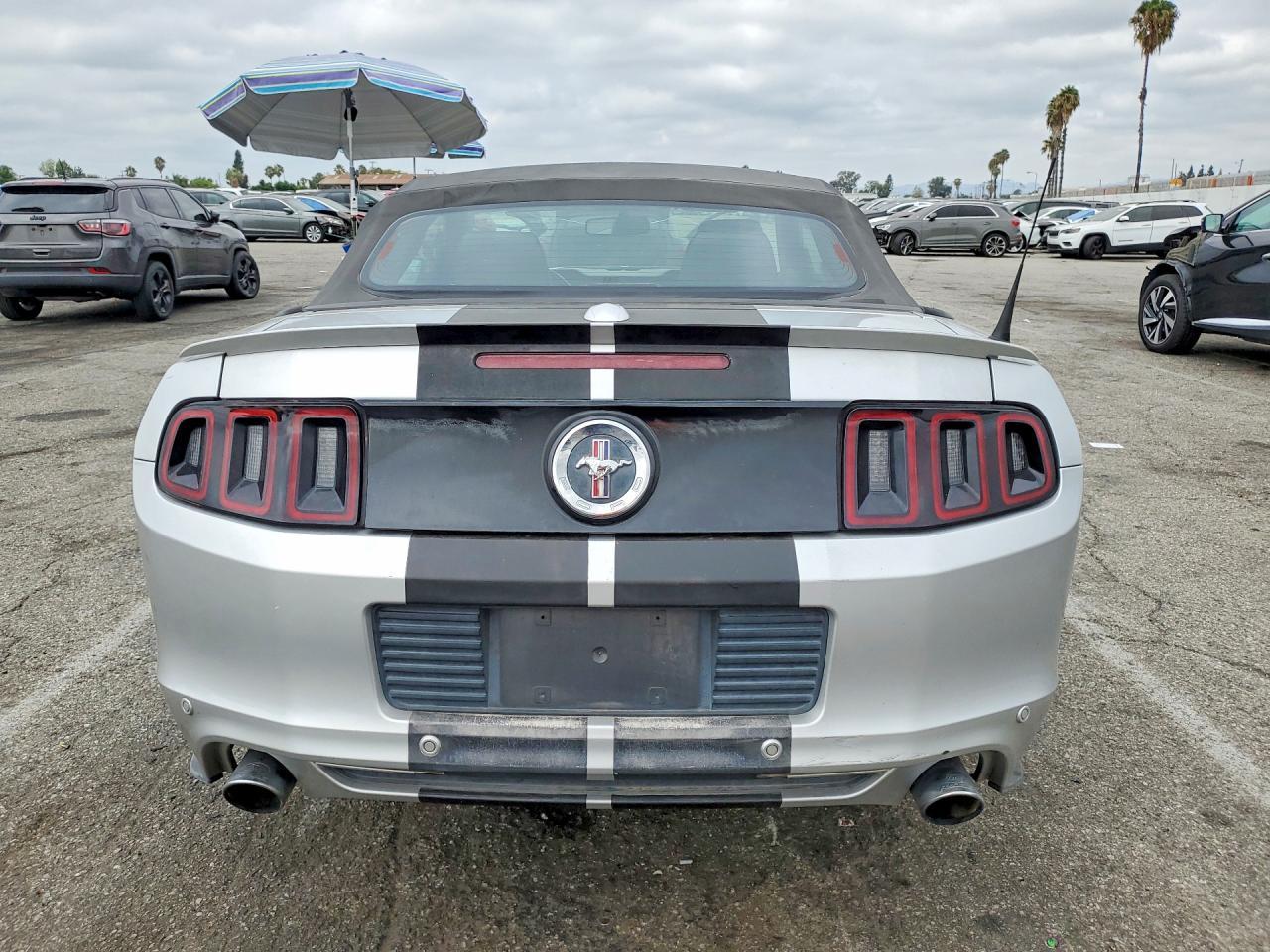 2014 Ford Mustang - Фото 6