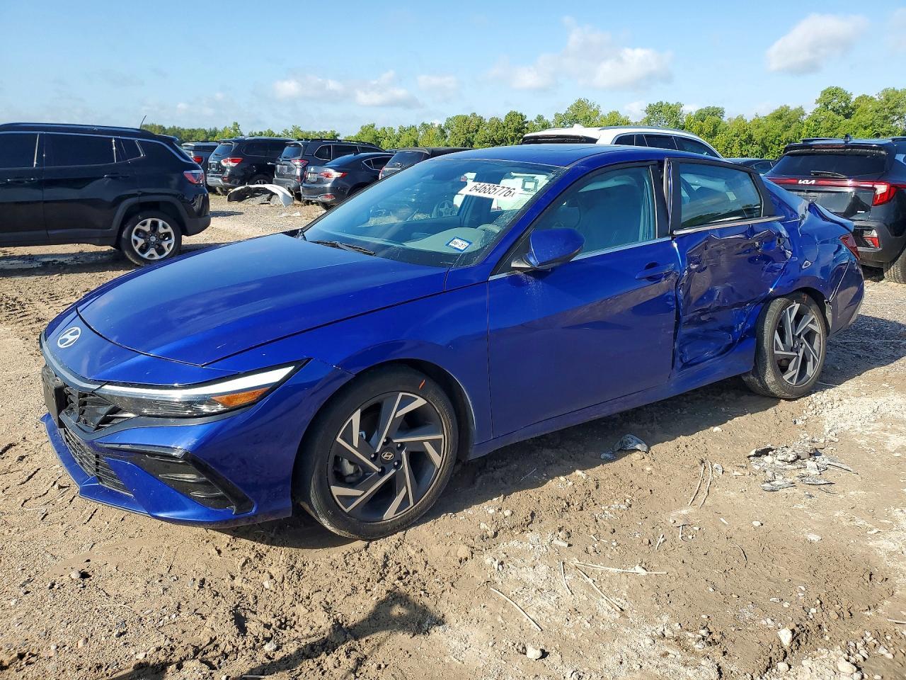 2025 Hyundai Elantra Sel