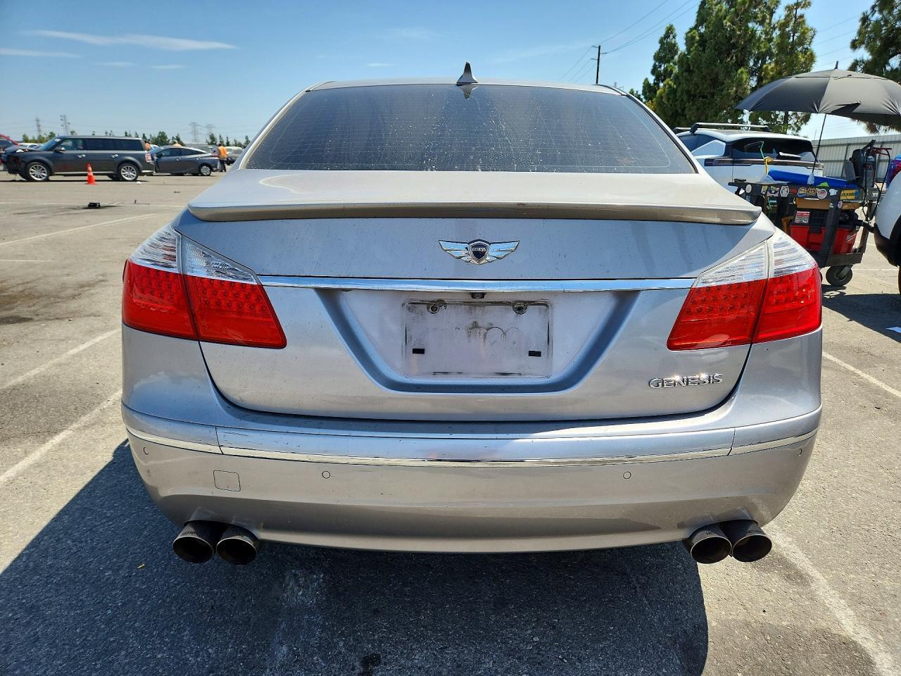 2011 Hyundai Genesis 3.8L - Фото 6