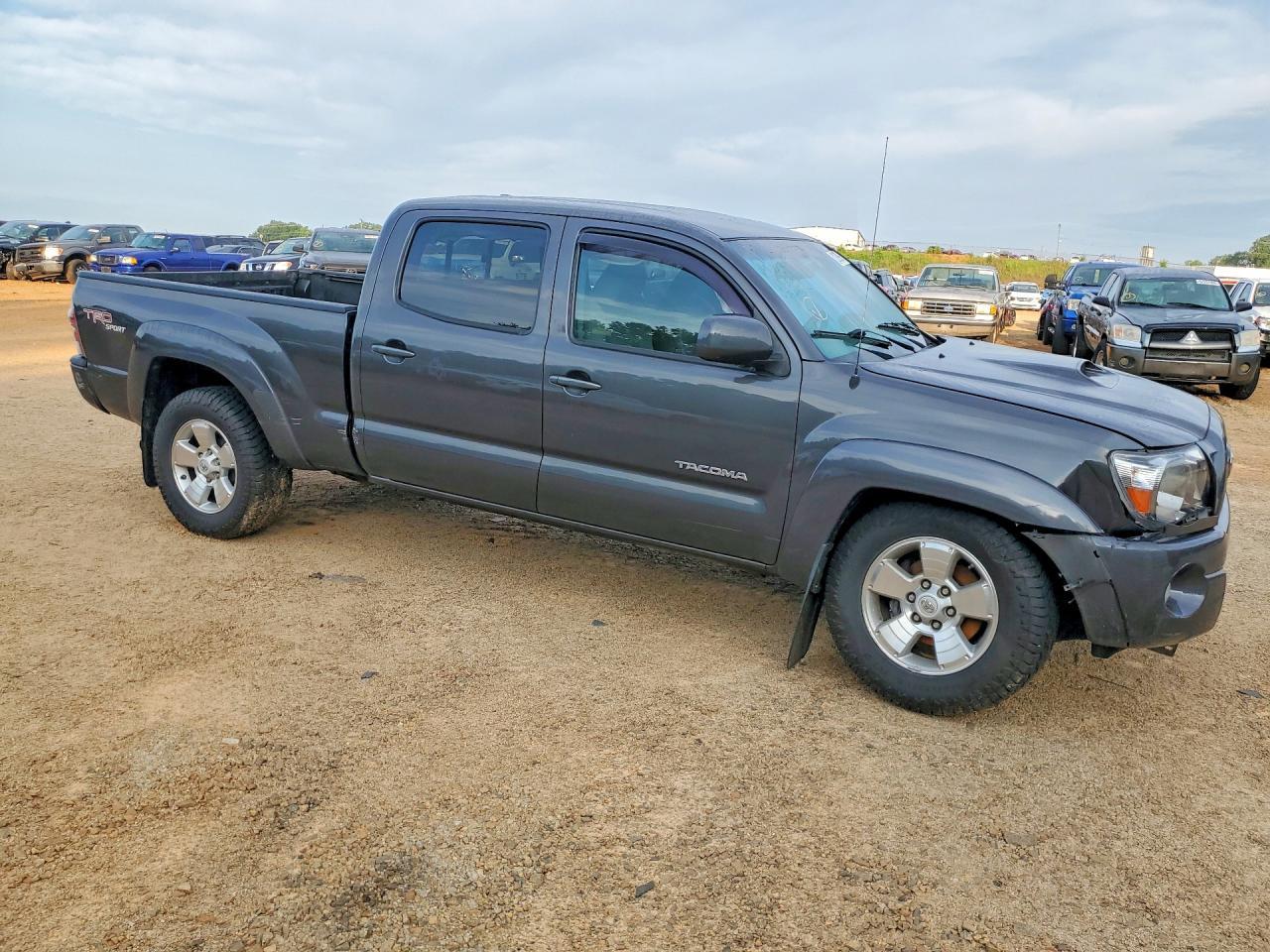 2011 Toyota Tacoma Double Cab Long Bed - Image 4