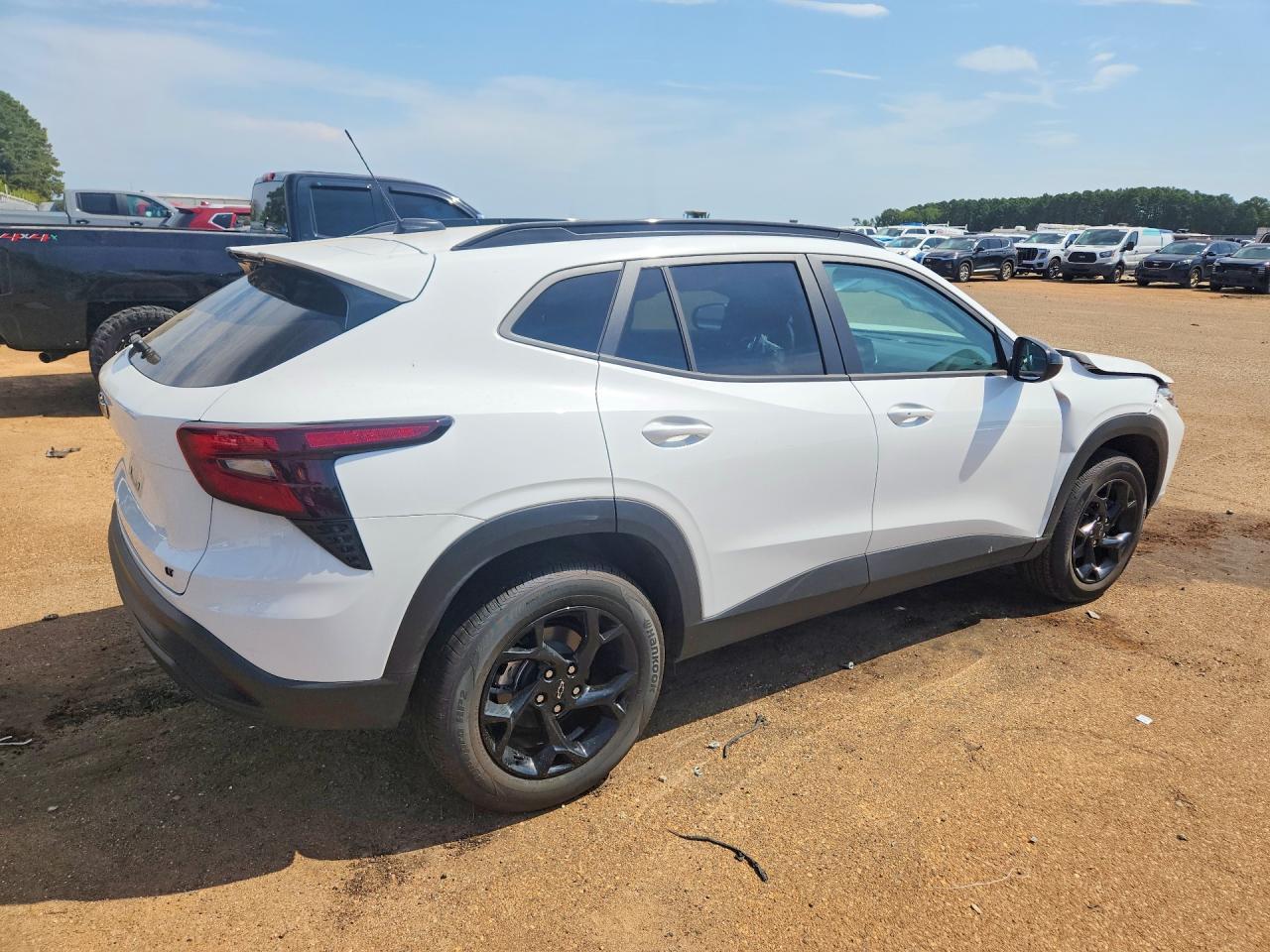 2026 Chevrolet Trax 1Lt - Фото 3