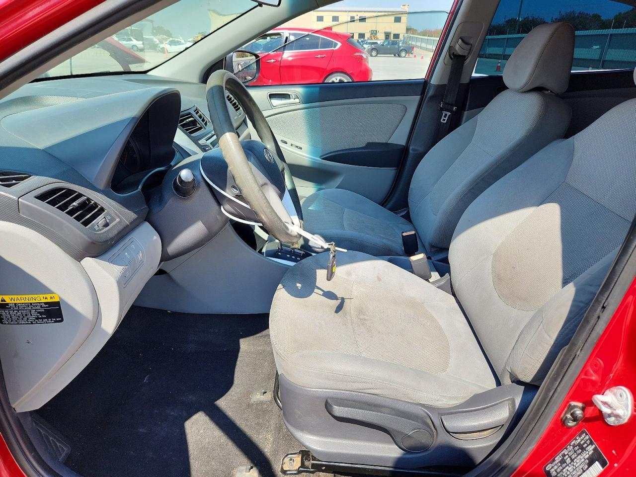 2014 Hyundai Accent Gls - Image 7