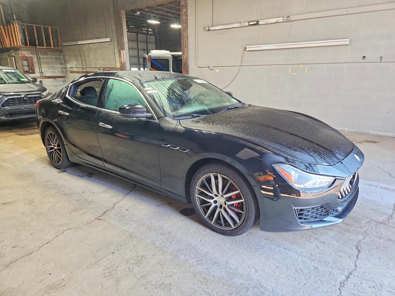 2020 Maserati Ghibli S - Фото 4