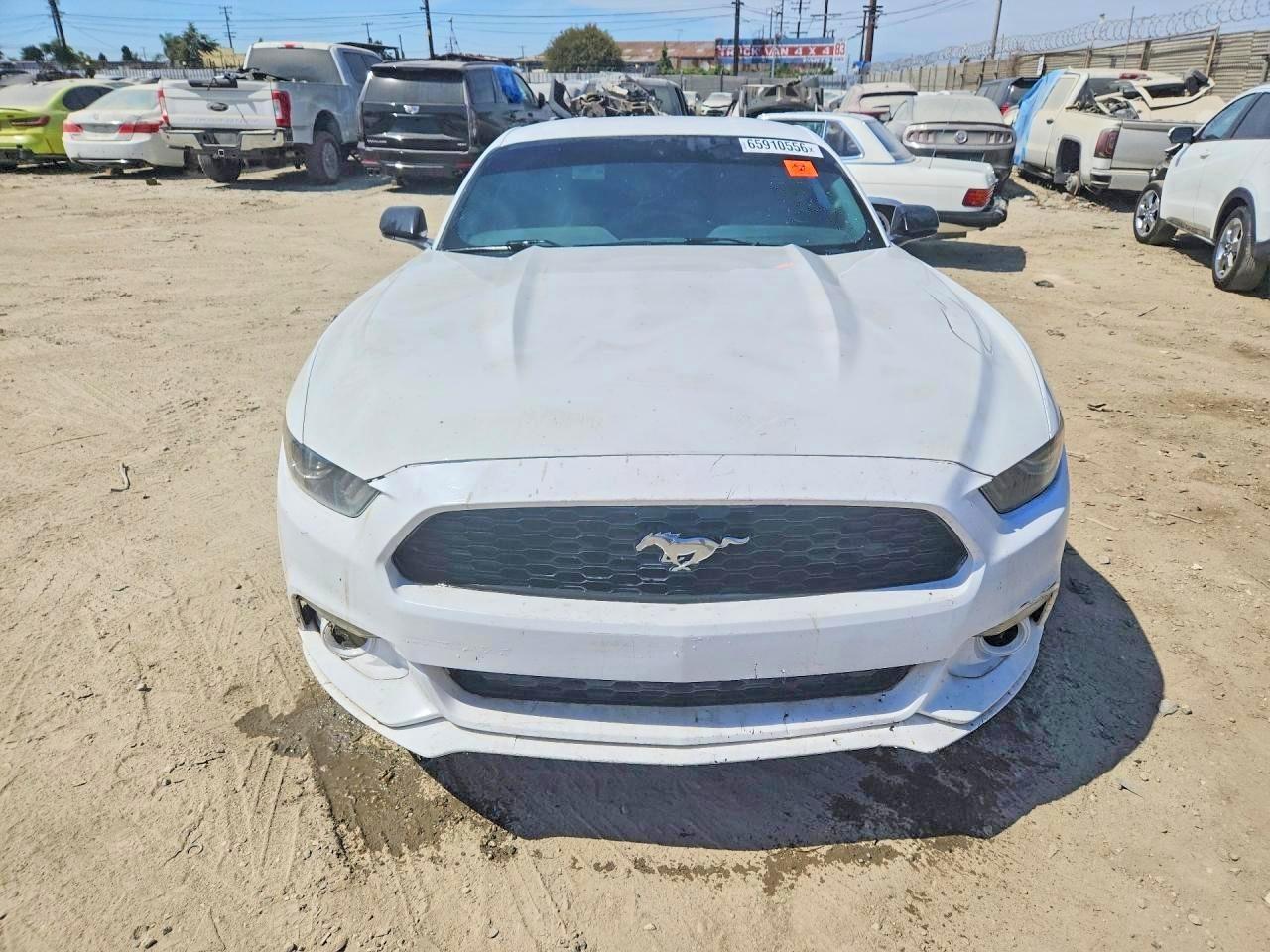 2015 Ford Mustang - Фото 5