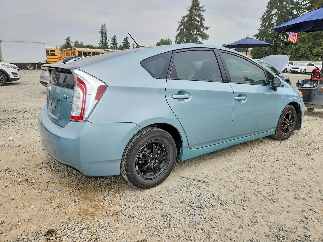 2015 Toyota Prius Three - Фото 3