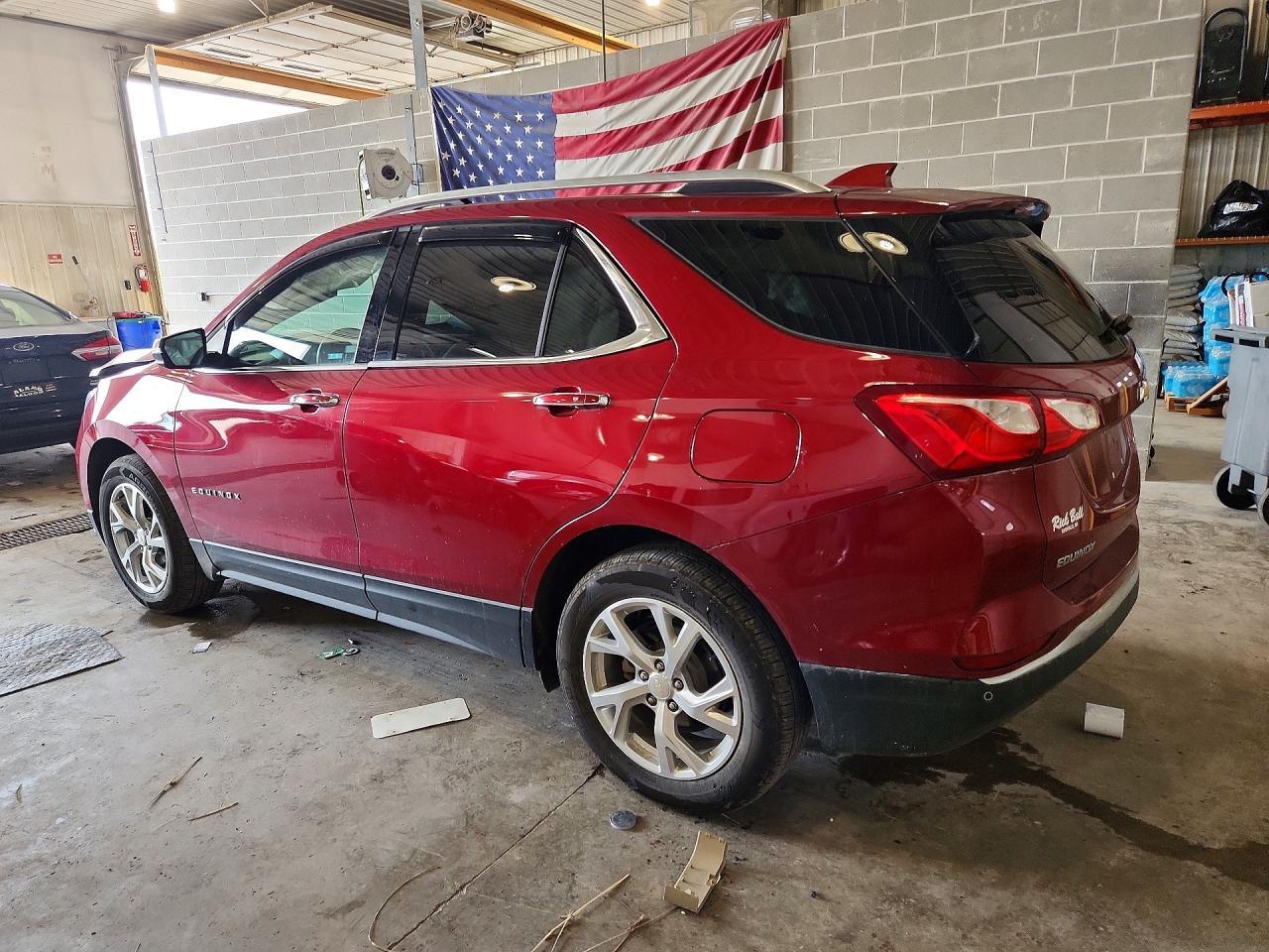 2018 Chevrolet Equinox Premier - Image 2