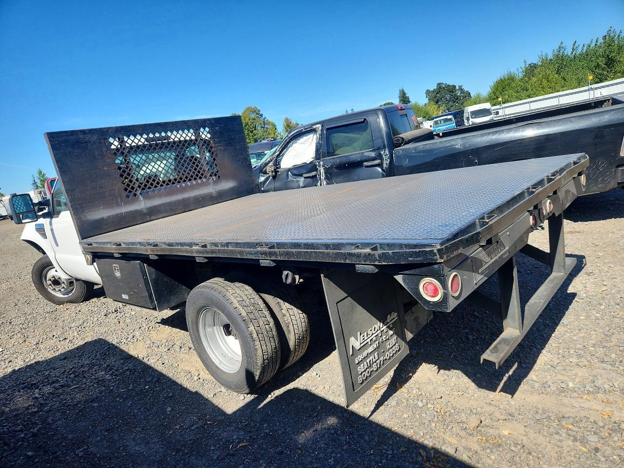 2008 Ford F350 - Фото 2