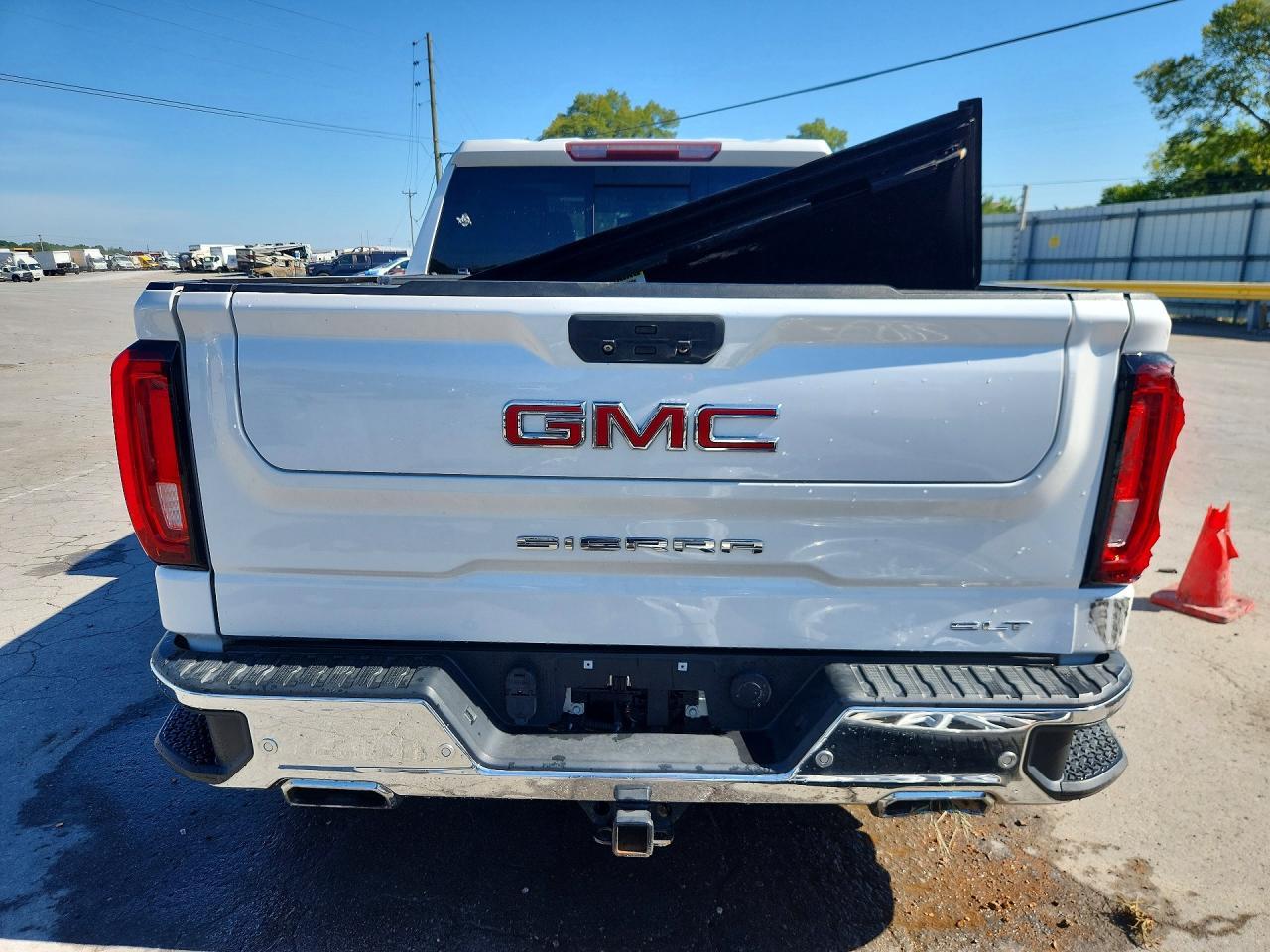 2019 GMC Sierra K1500 Slt - Image 6
