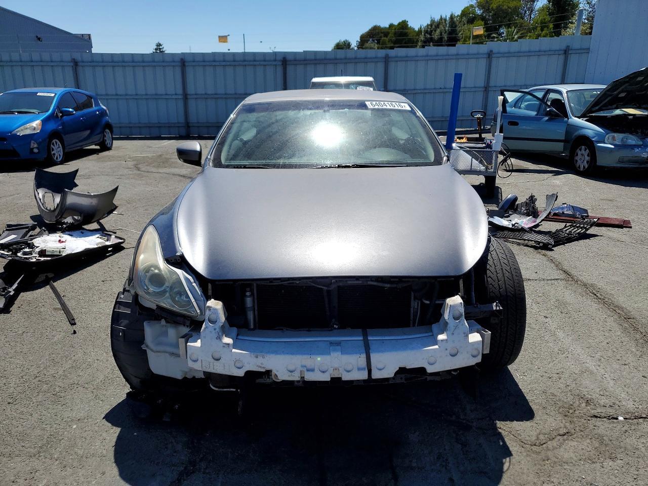2010 Infiniti G37 Convertible Base - Фото 5