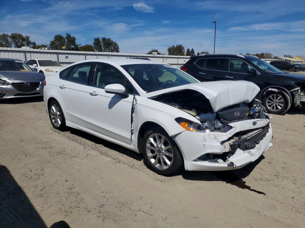 2017 Ford Fusion Se Hybrid - Image 4
