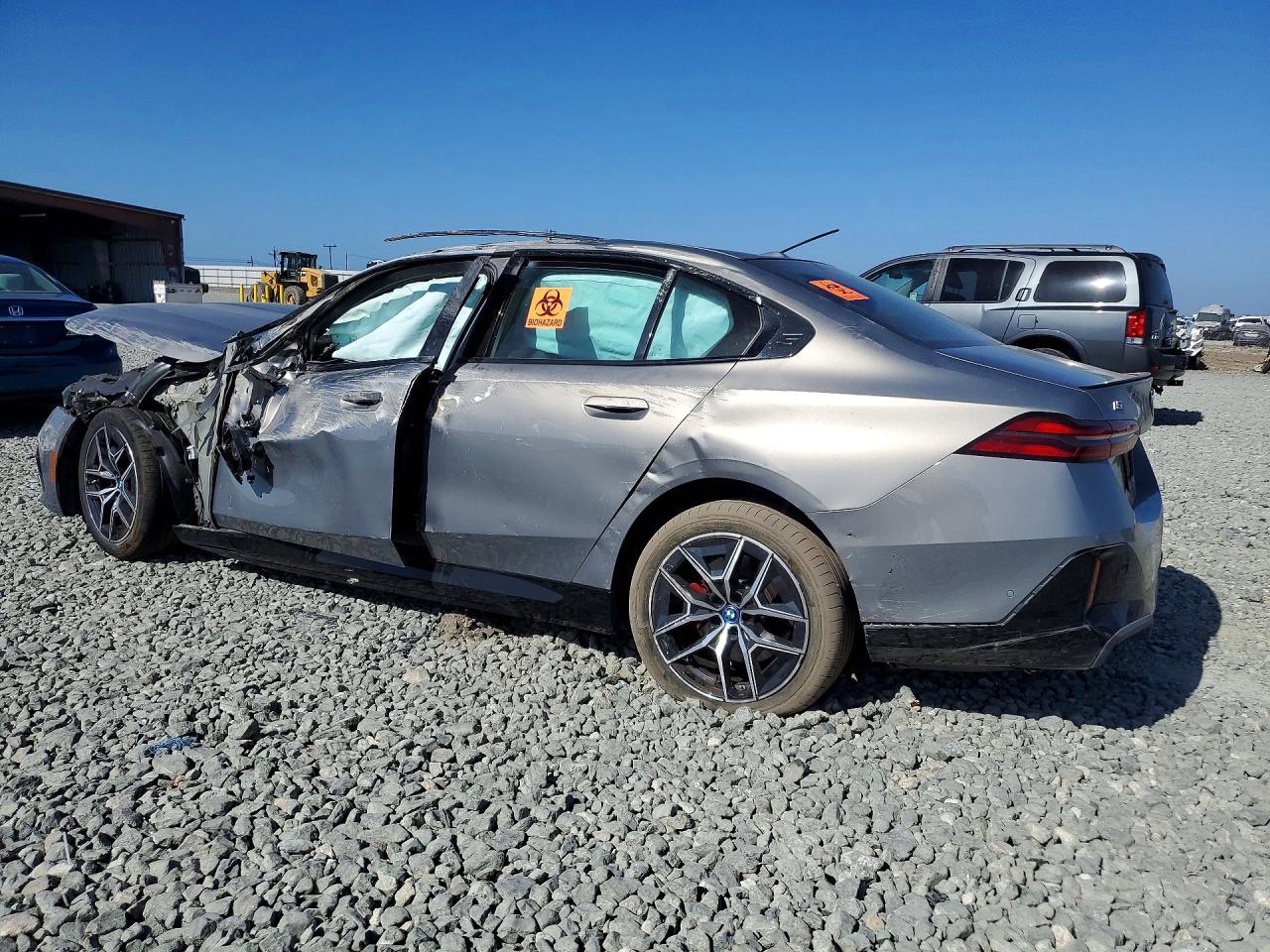 2024 BMW I5 Edrive 40 - Фото 2