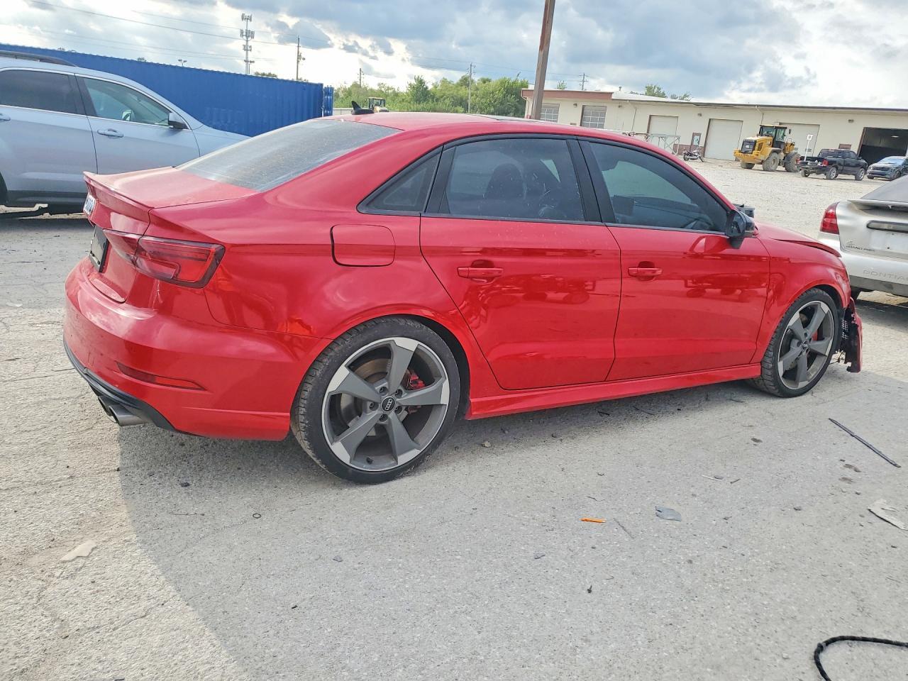 2019 Audi S3 Premium Plus - Фото 3