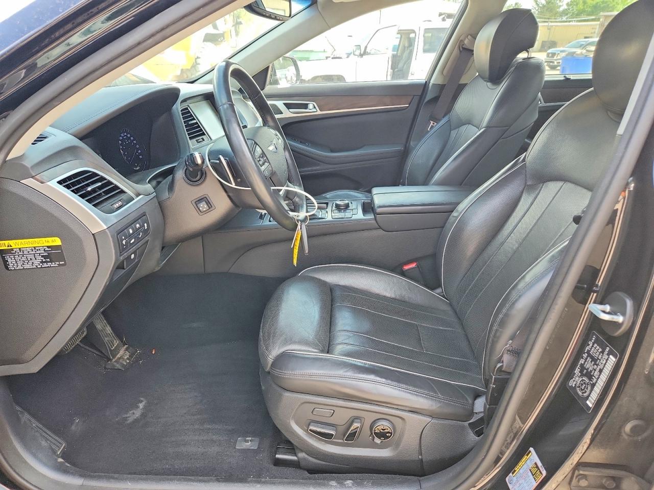 2015 Hyundai Genesis 5.0L - Image 7