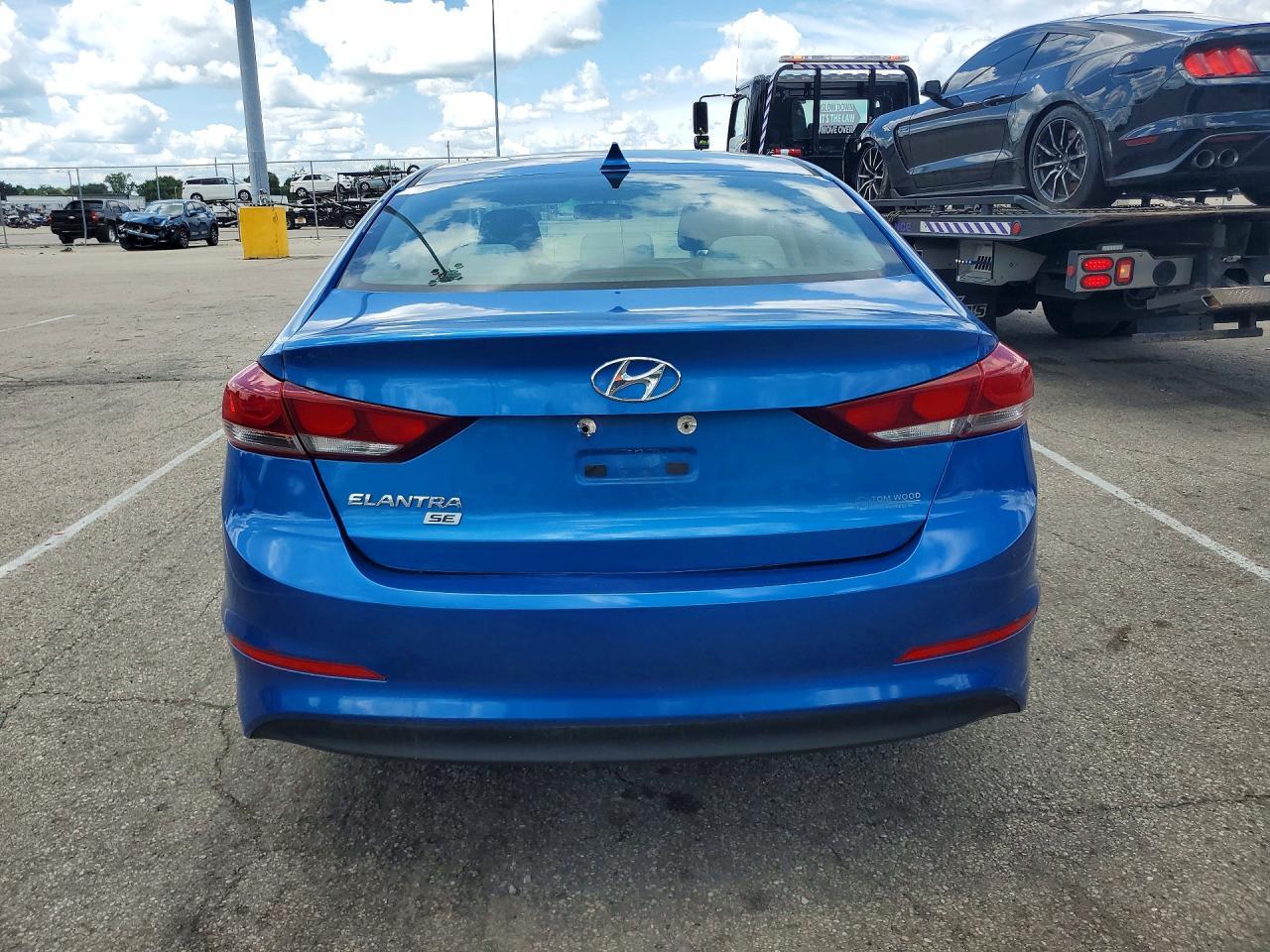 2017 Hyundai Elantra Se - Image 6