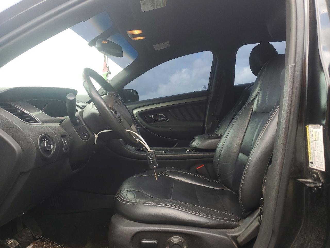 2014 Ford Taurus - Image 7