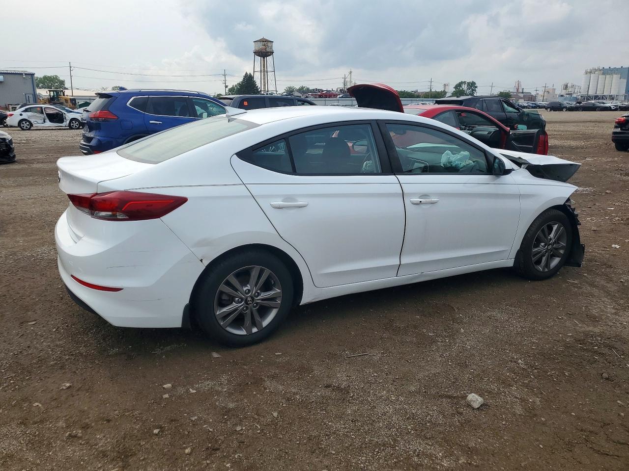 2018 Hyundai Elantra Value Edition - Image 3