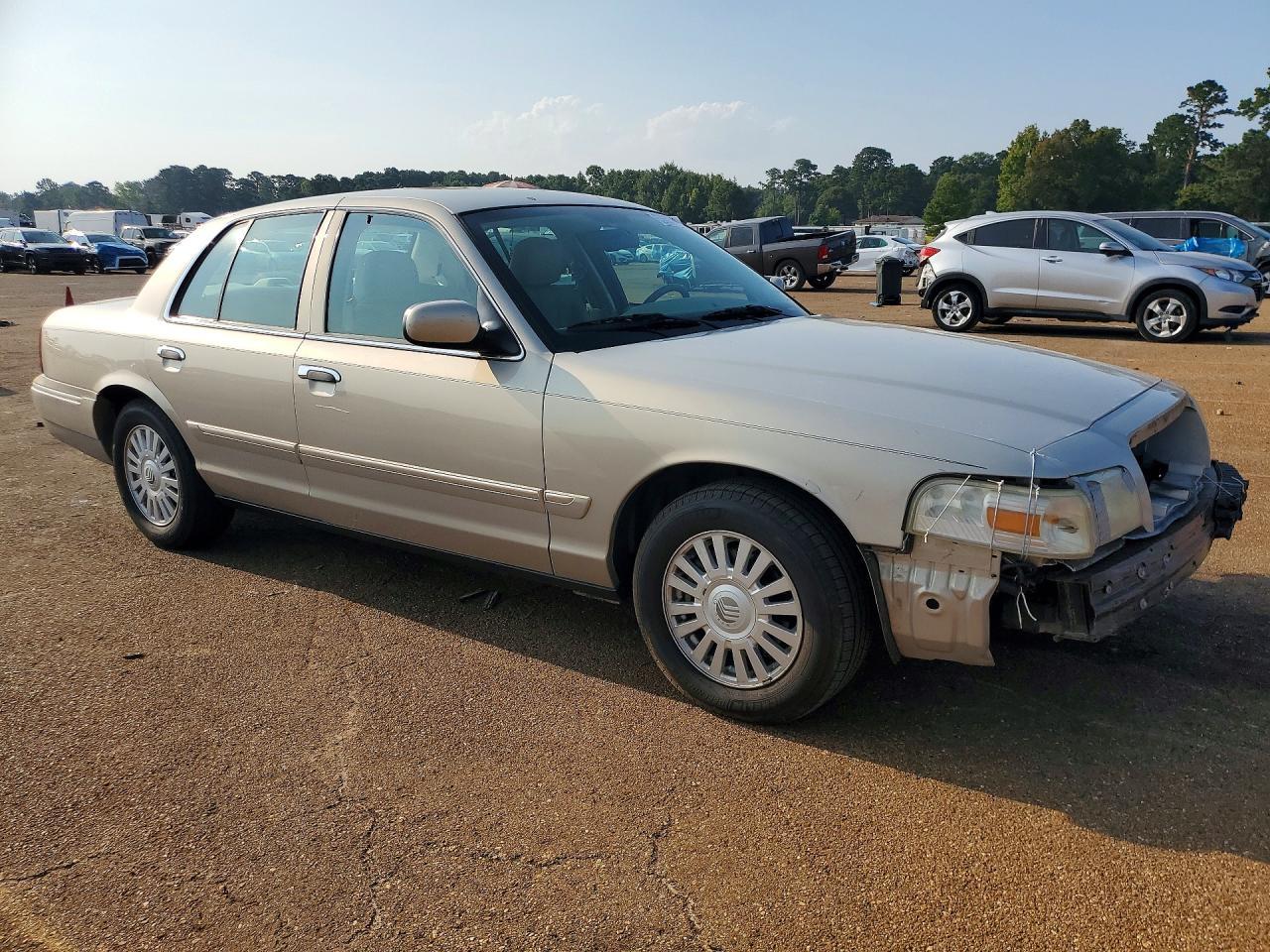 2007 Mercury Grand Marquis Ls - Image 4