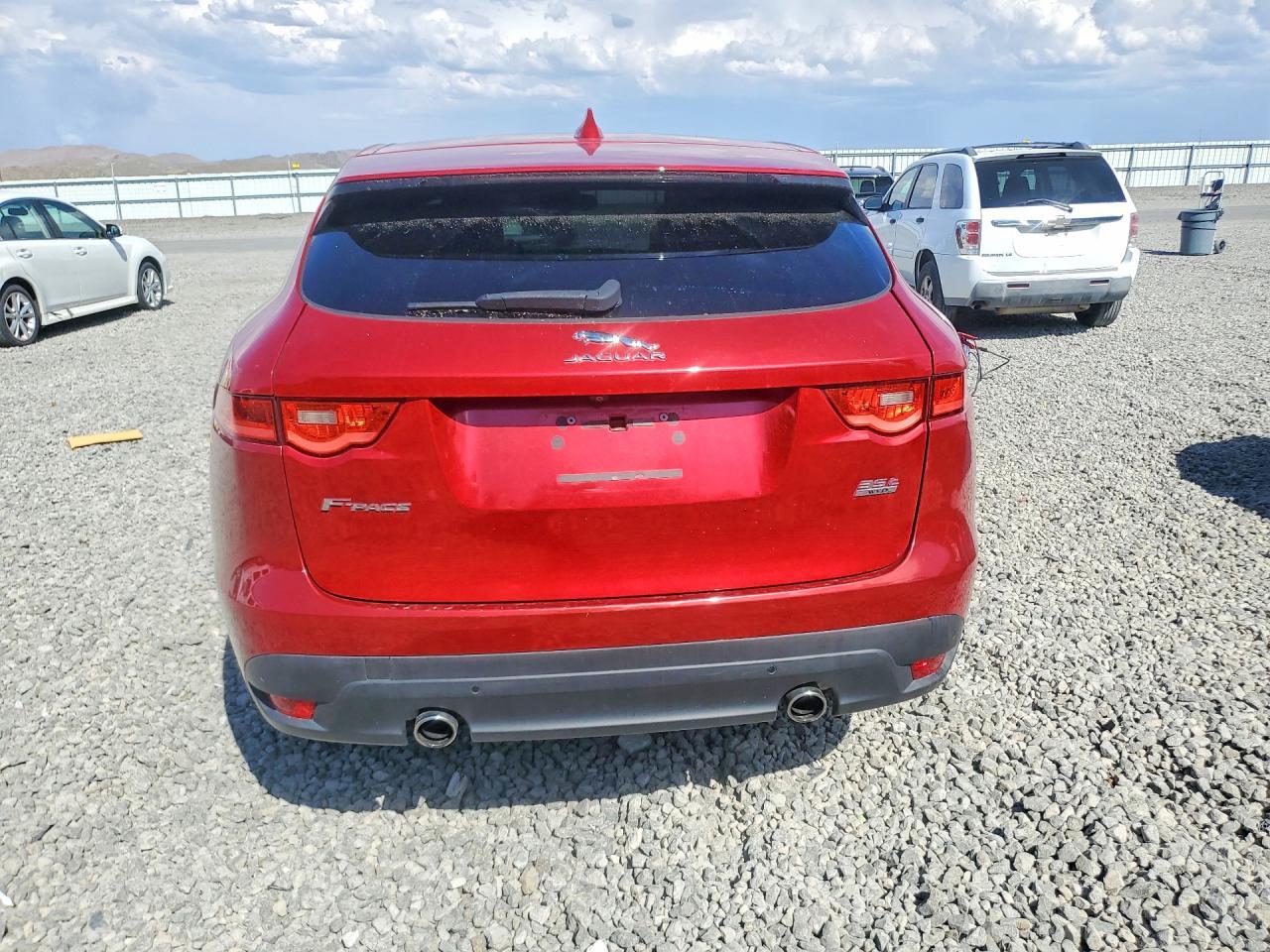 2017 Jaguar F-Pace R - Sport - Фото 6