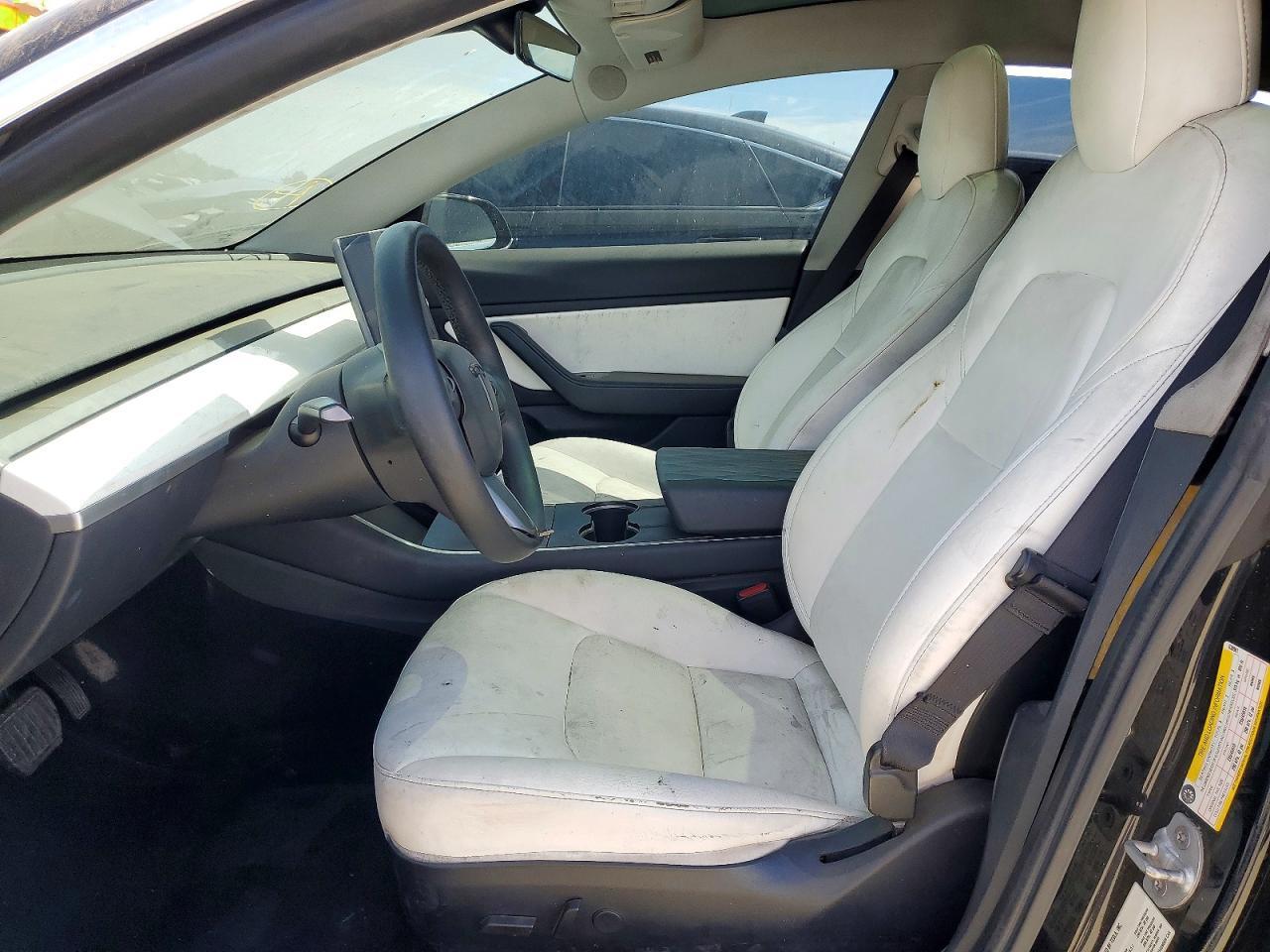 2020 Tesla Model 3 - Фото 7
