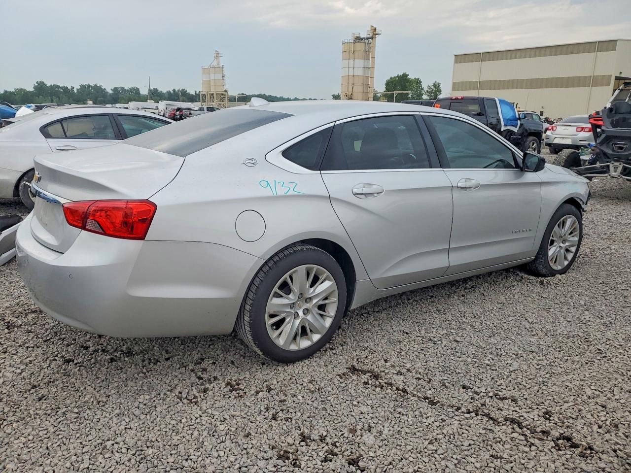 2014 Chevrolet Impala Ls - Фото 3
