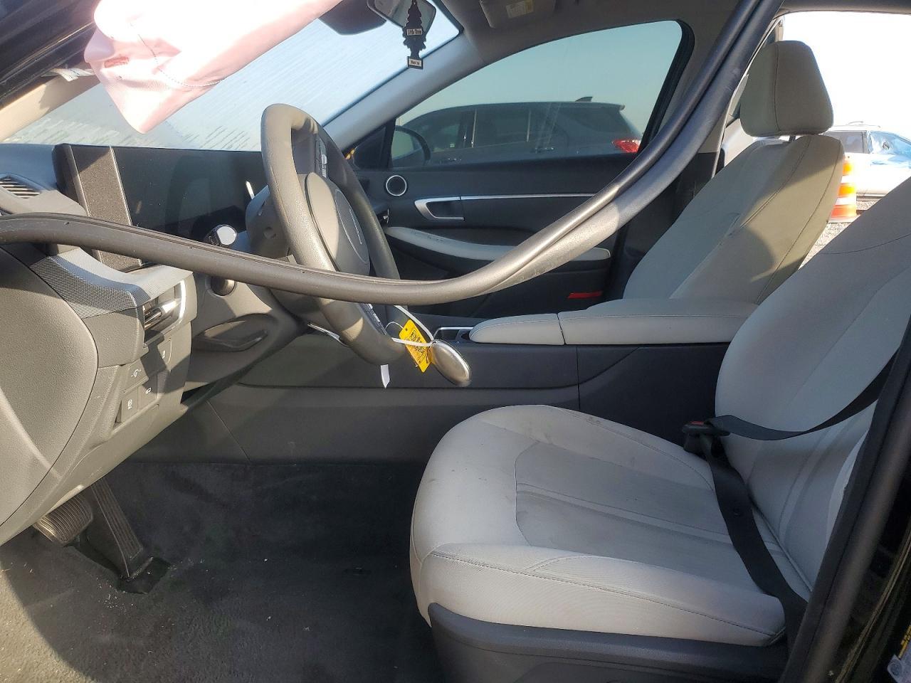 2025 Hyundai Sonata Sel - Image 7
