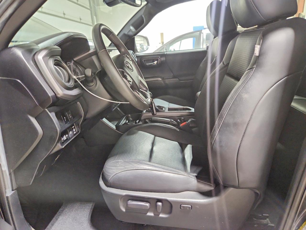 2022 Toyota Tacoma Sr V6 - Image 7