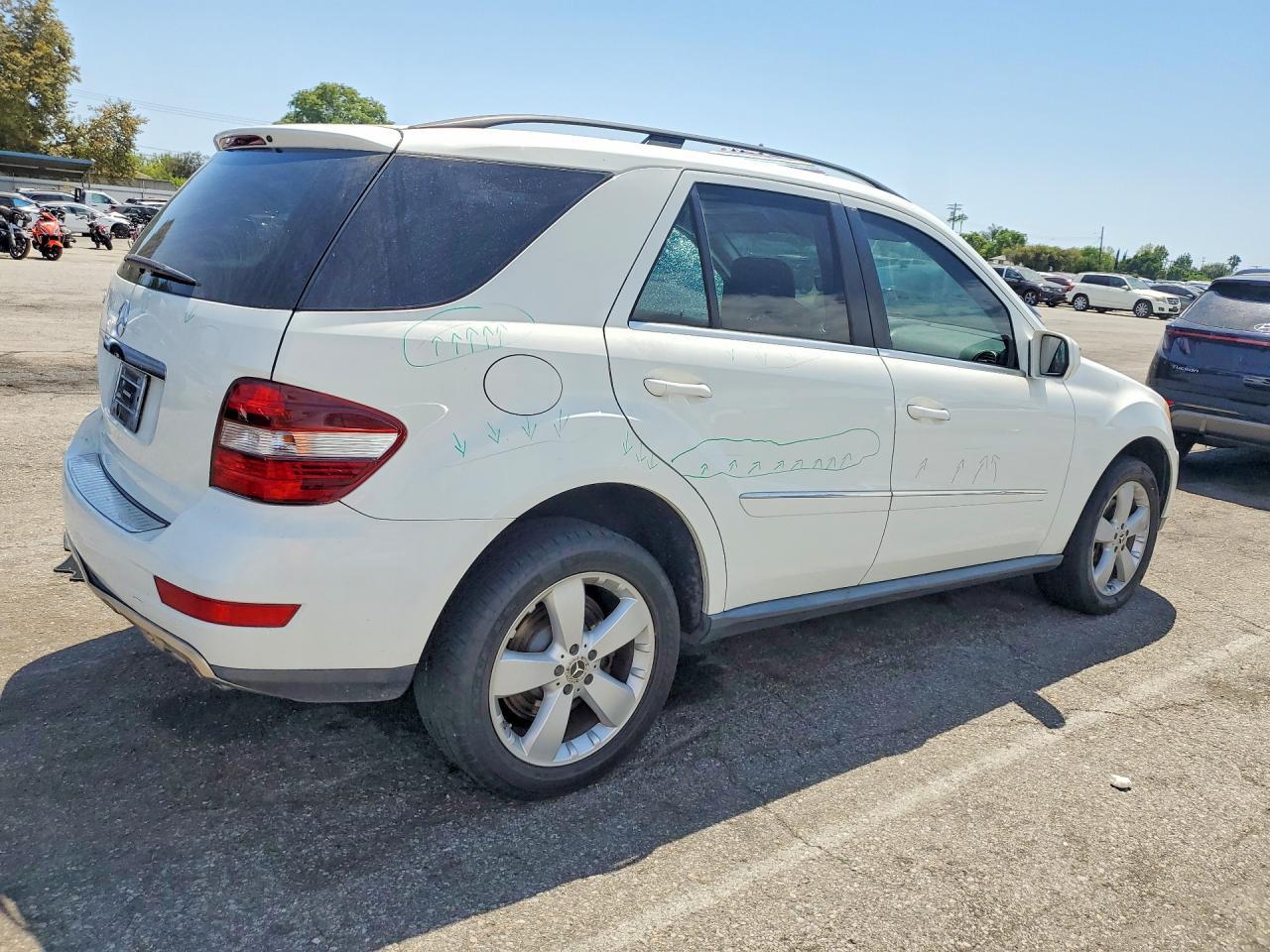 2010 Mercedes-Benz Ml 350 - Фото 3