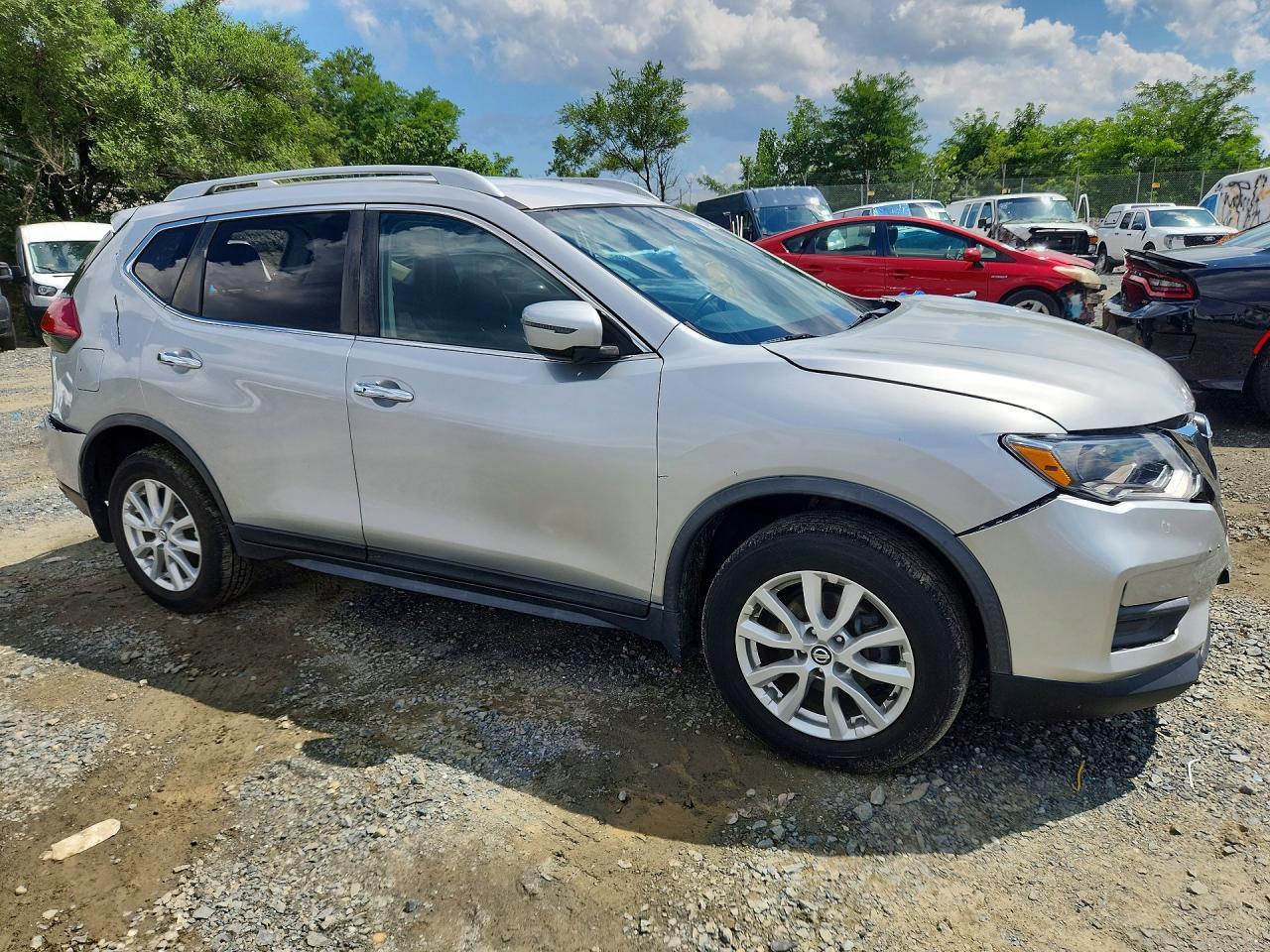 2017 Nissan Rogue Sv - Фото 4