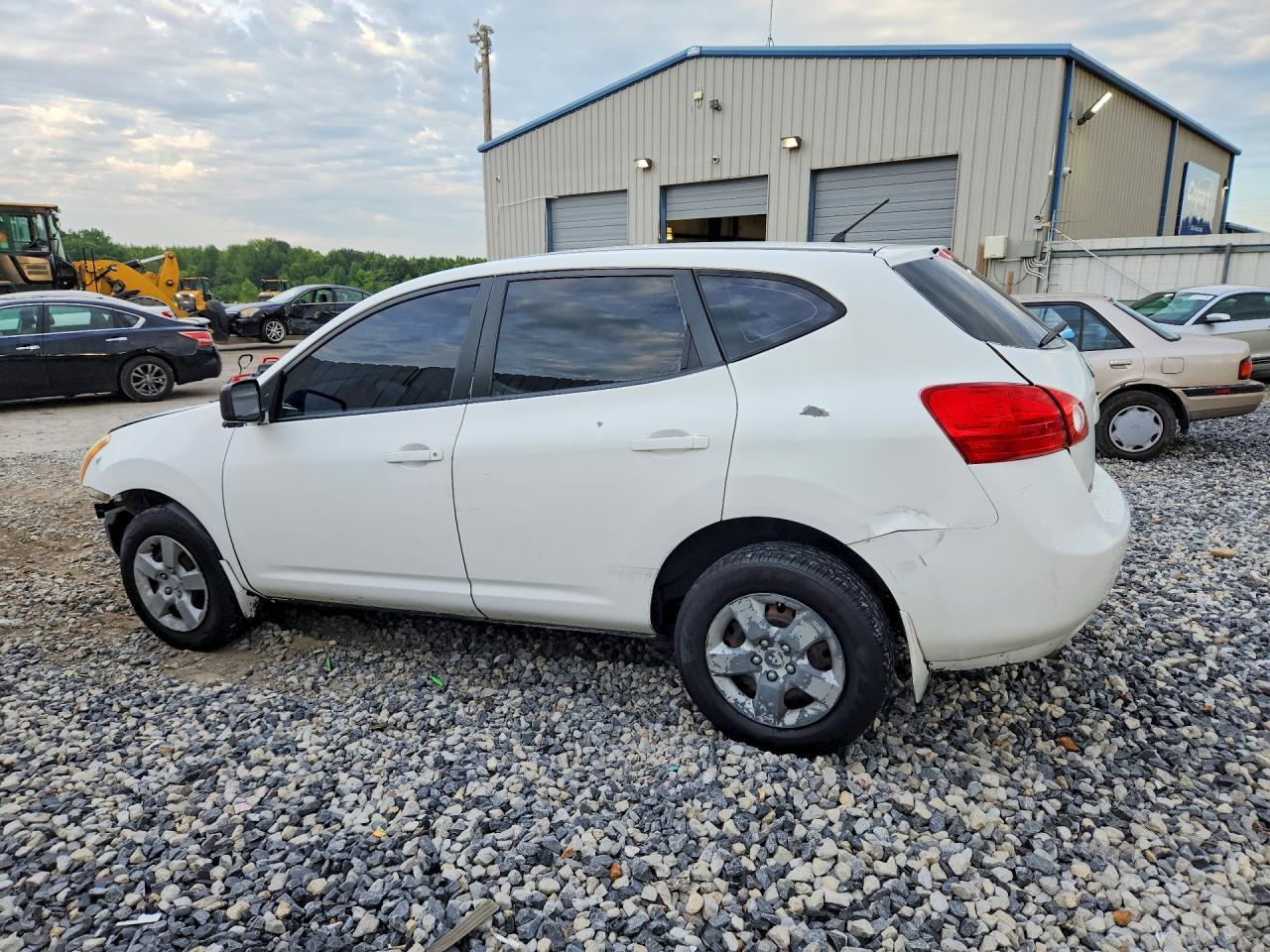 2009 Nissan Rogue S - Фото 2