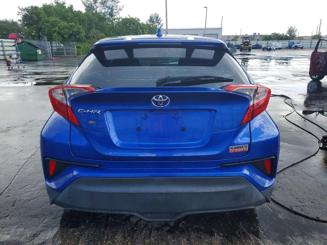 2019 Toyota C-Hr Xle - Image 6