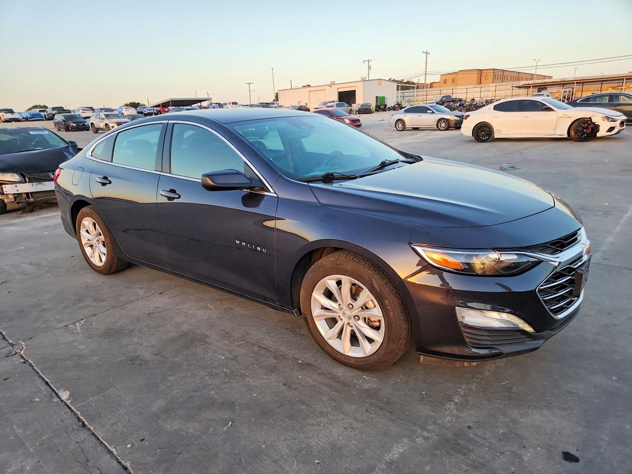 2023 Chevrolet Malibu Lt - Фото 4