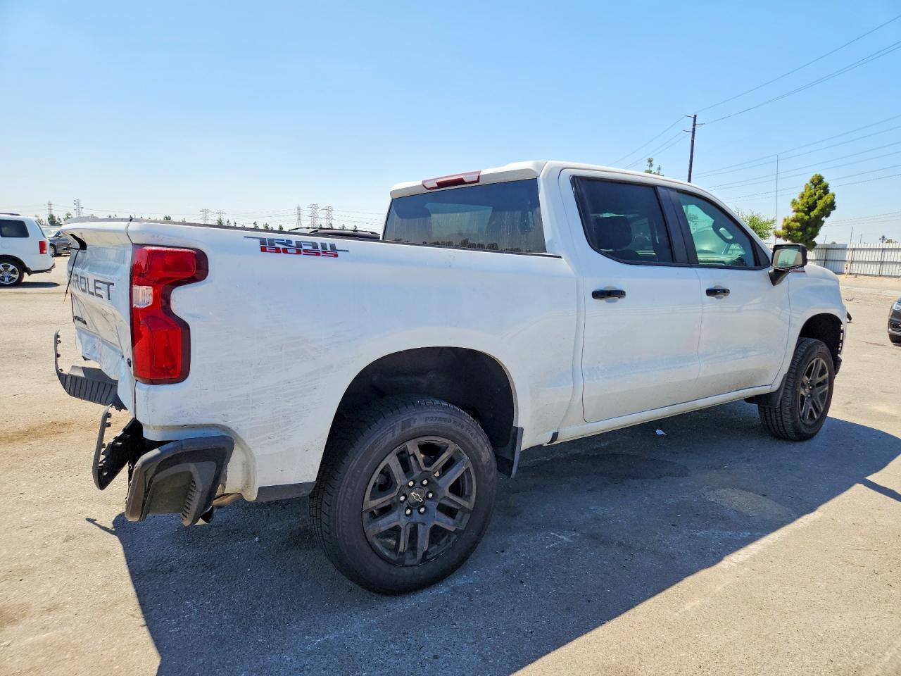 2022 Chevrolet Silverado Ltd K1500 Lt Trail Boss - Image 3