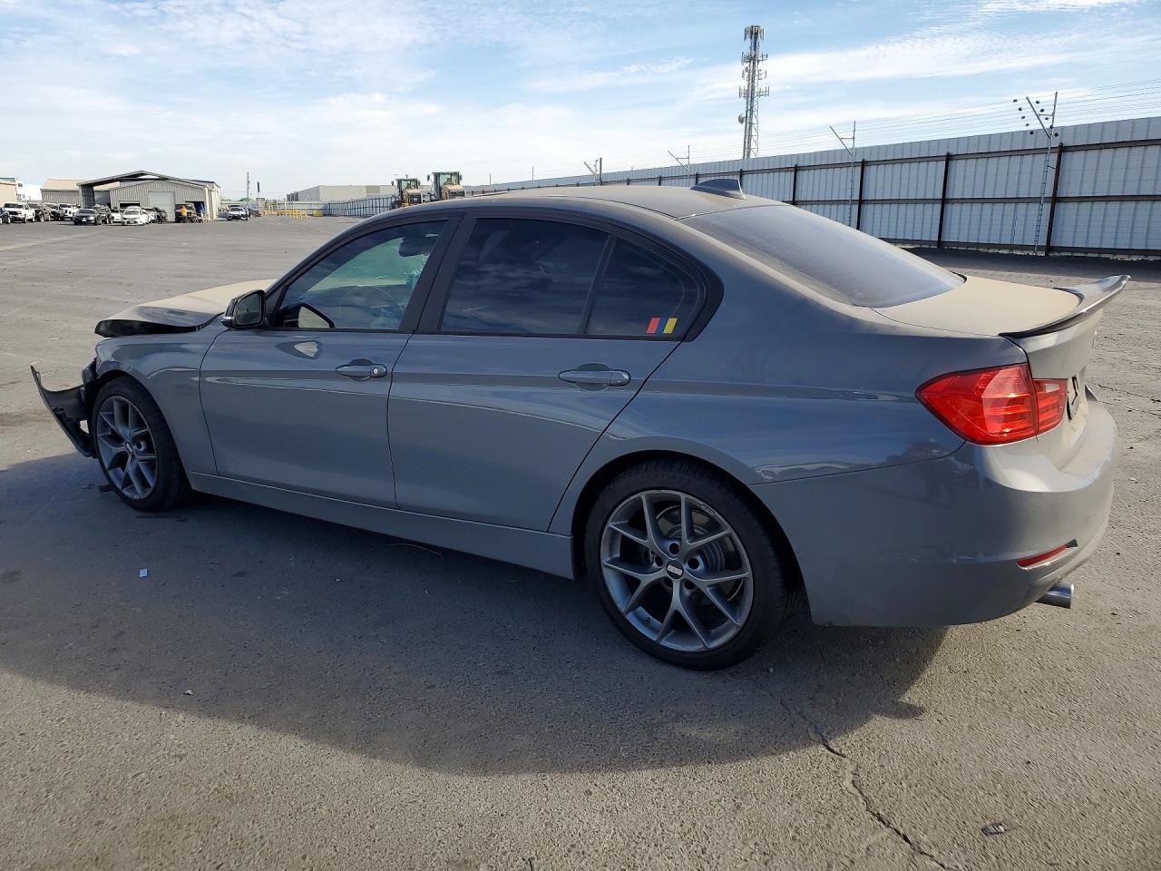 2014 BMW 328 D - Фото 2