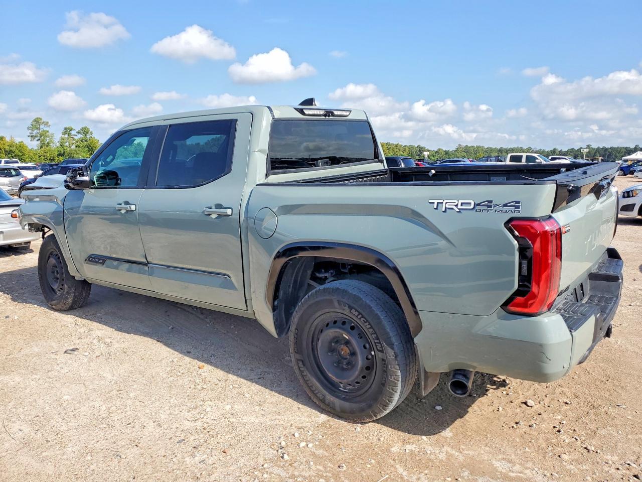 2026 Toyota Tundra Platinum Hv - Фото 2