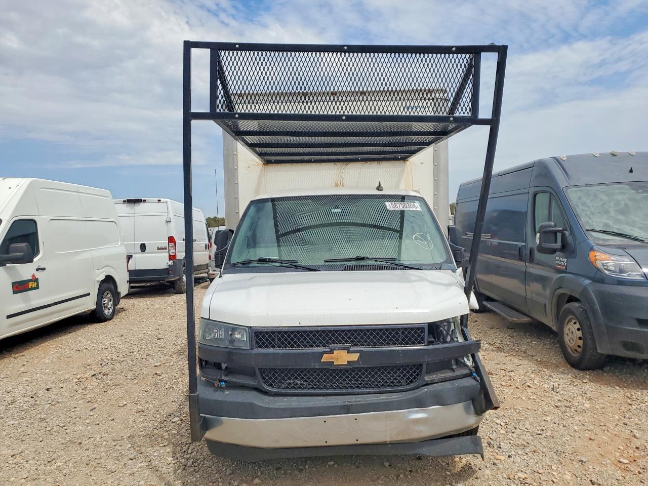 2023 Chevrolet Express Box Truck - Image 5