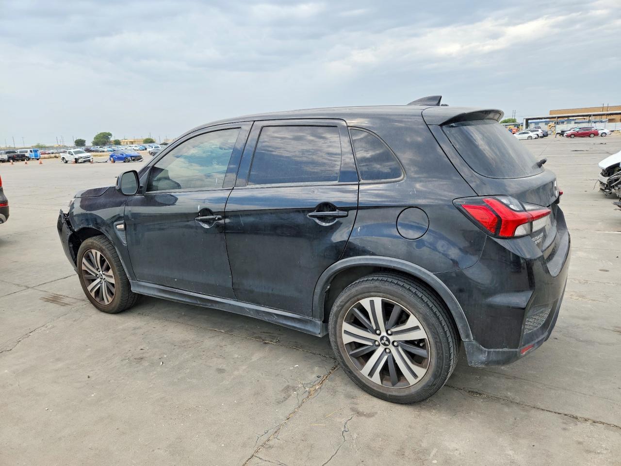 2020 Mitsubishi Outlander Sport Es - Фото 2