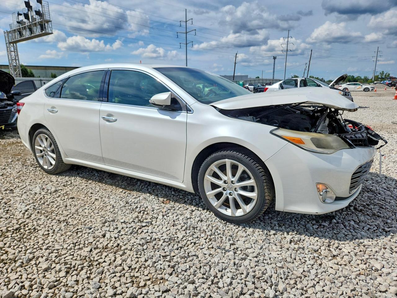 2013 Toyota Avalon Xle Touring - Image 4