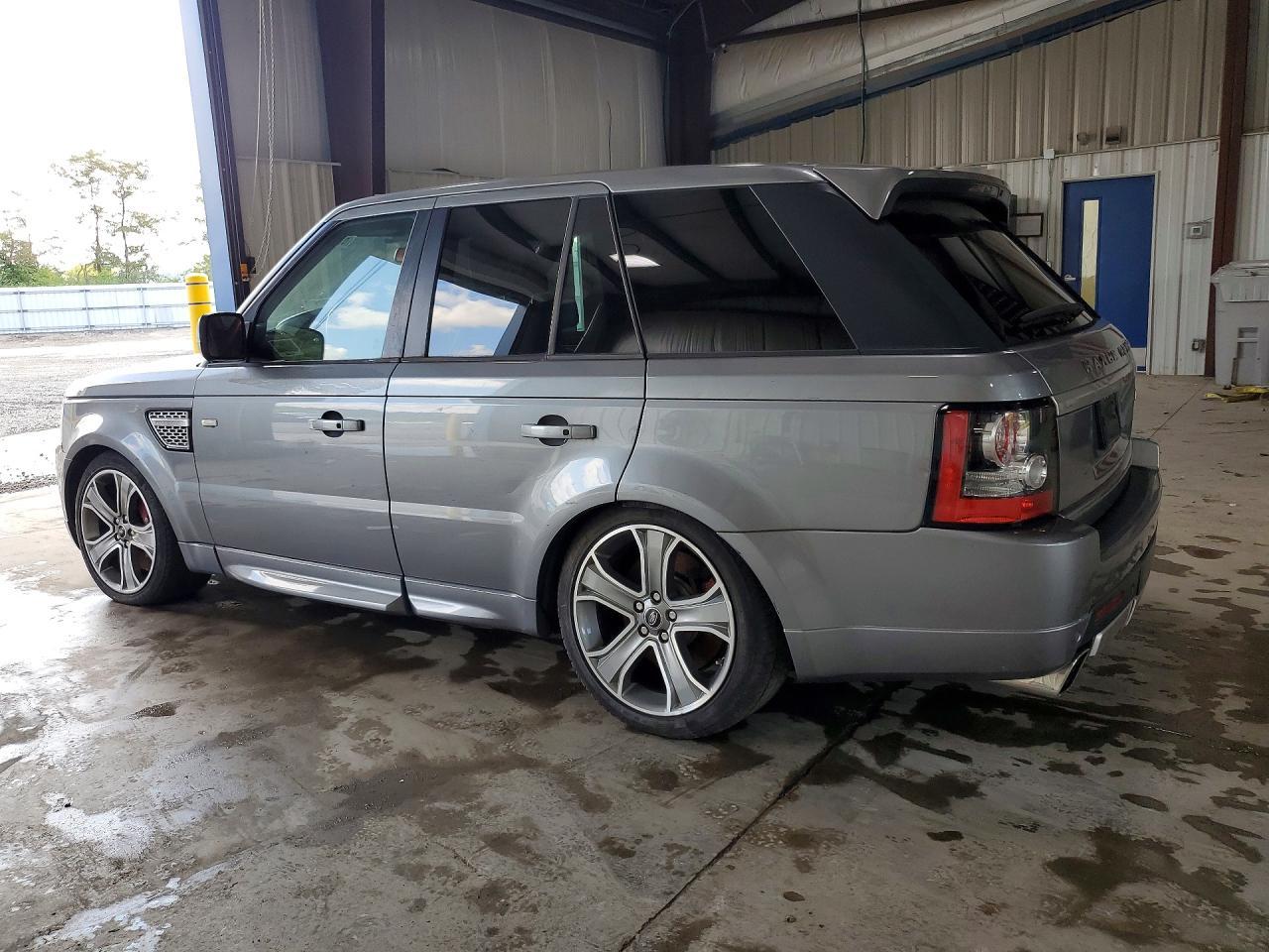 2013 Land Rover Range Rover Sport Autobiography - Image 2
