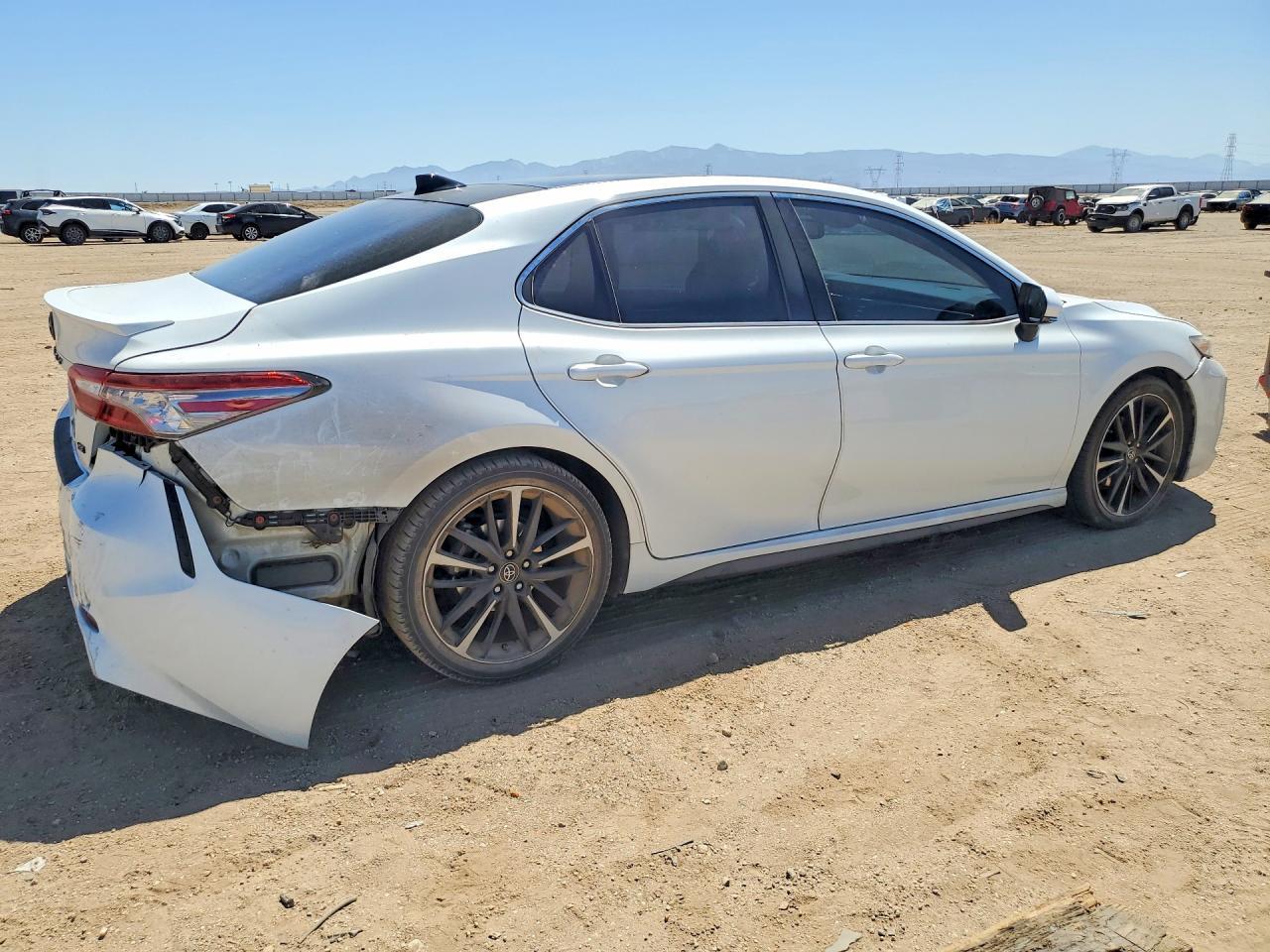 2019 Toyota Camry Xse V6 - Image 3