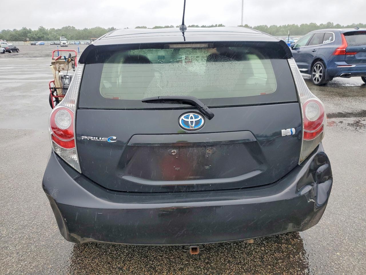 2012 Toyota Prius C One - Image 6