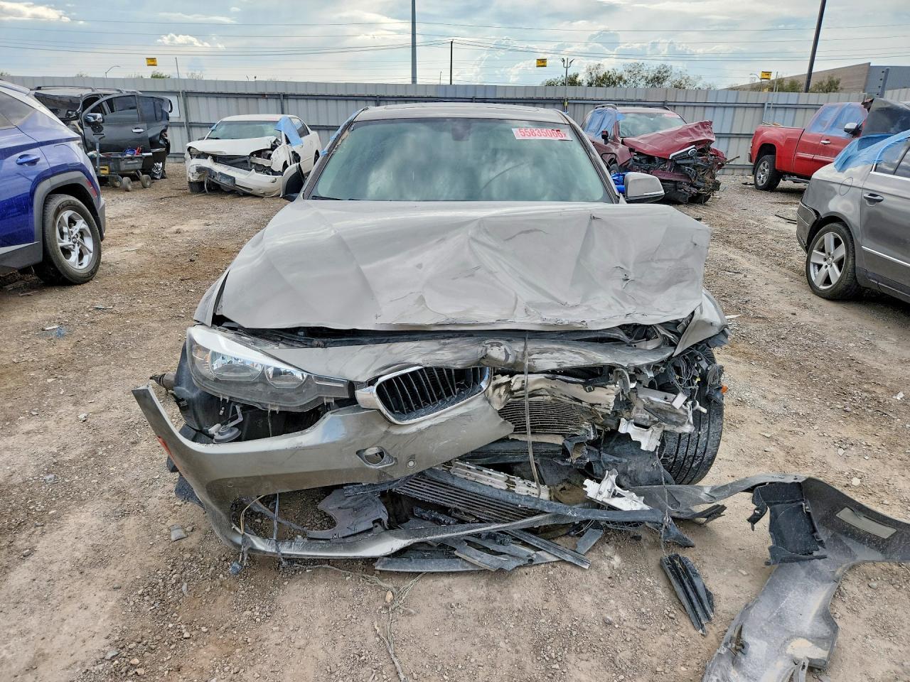 2017 BMW 320 I - Фото 5