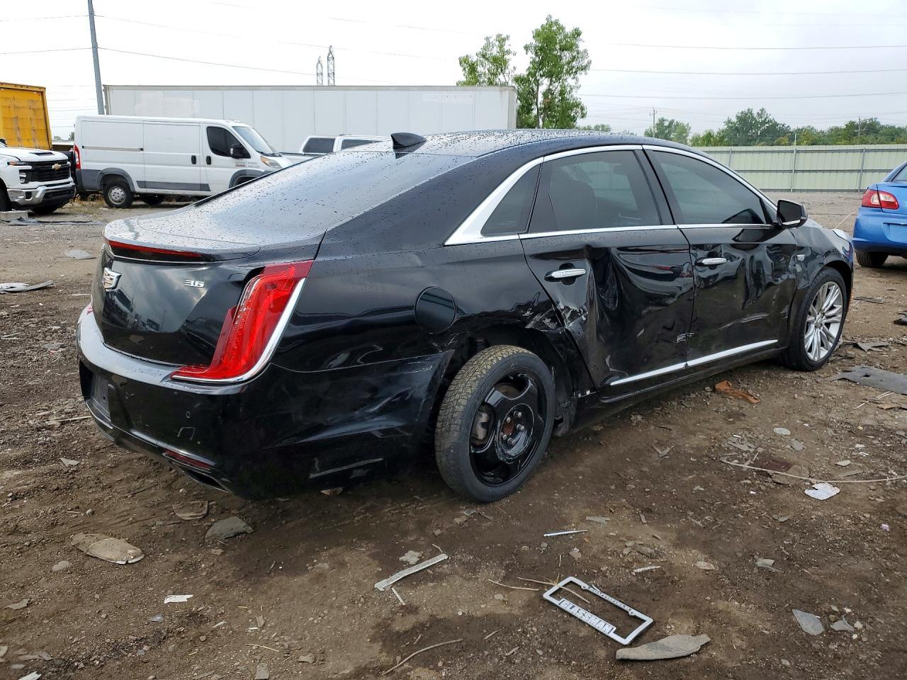 2019 Cadillac Xts Luxury - Image 3