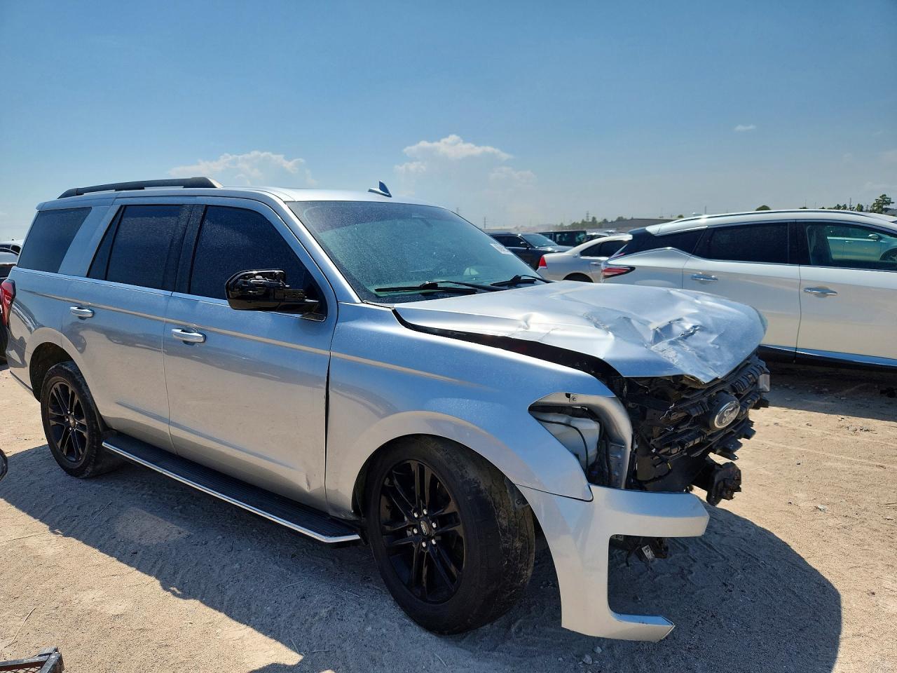 2022 Ford Expedition Xlt - Фото 4