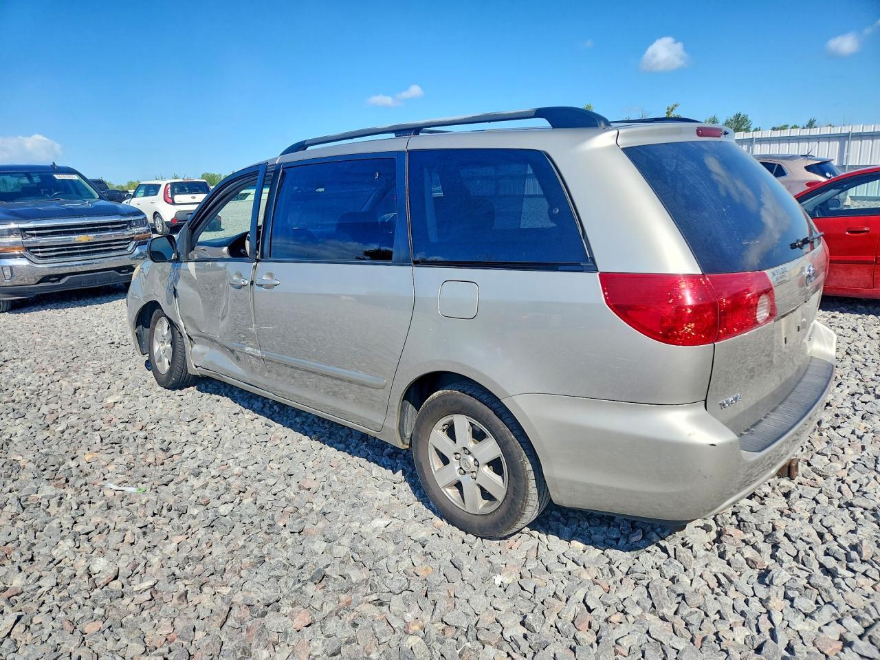 2008 Toyota Sienna Xle - Фото 2