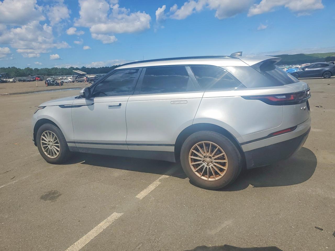 2019 Land Rover Range Rover Velar - Image 2