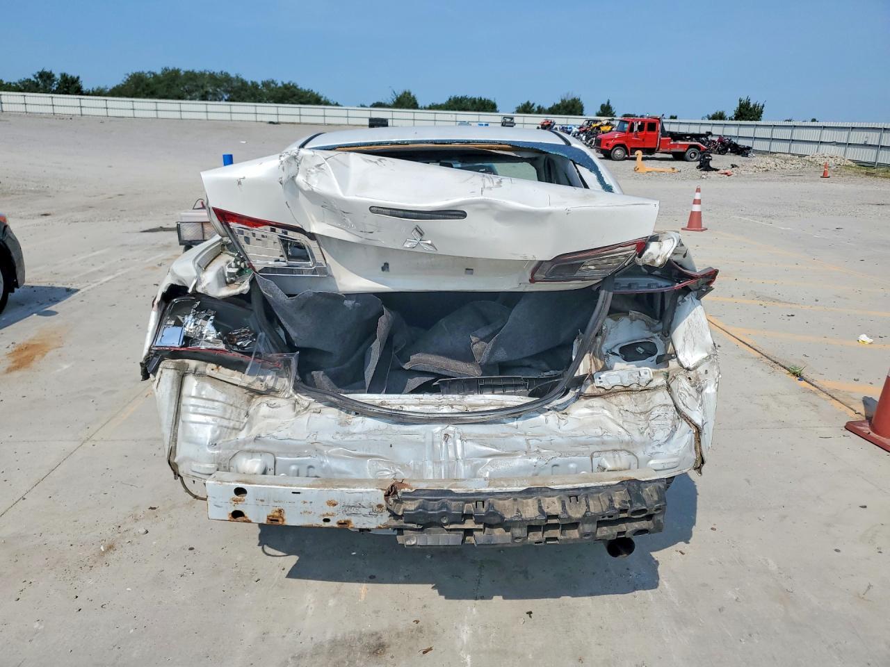 2011 Mitsubishi Galant Fe - Фото 6