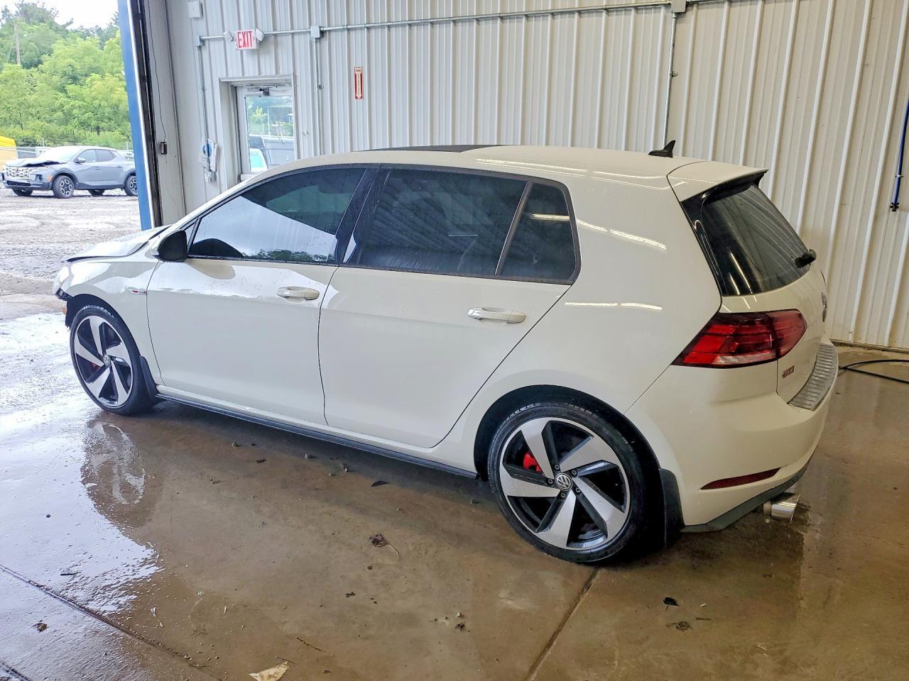 2019 Volkswagen Gti S - Фото 2